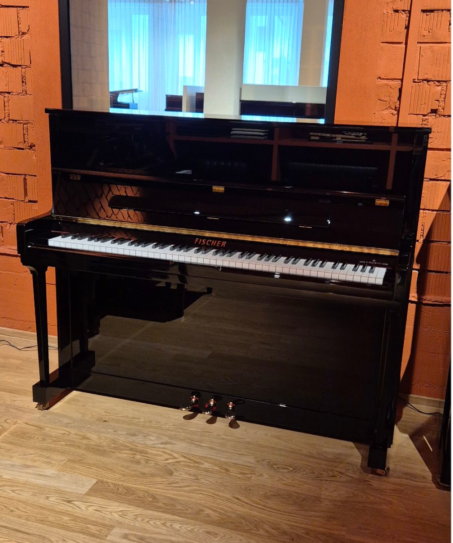- Andere Marke - Fischer 123 von 2010 in Black glossy