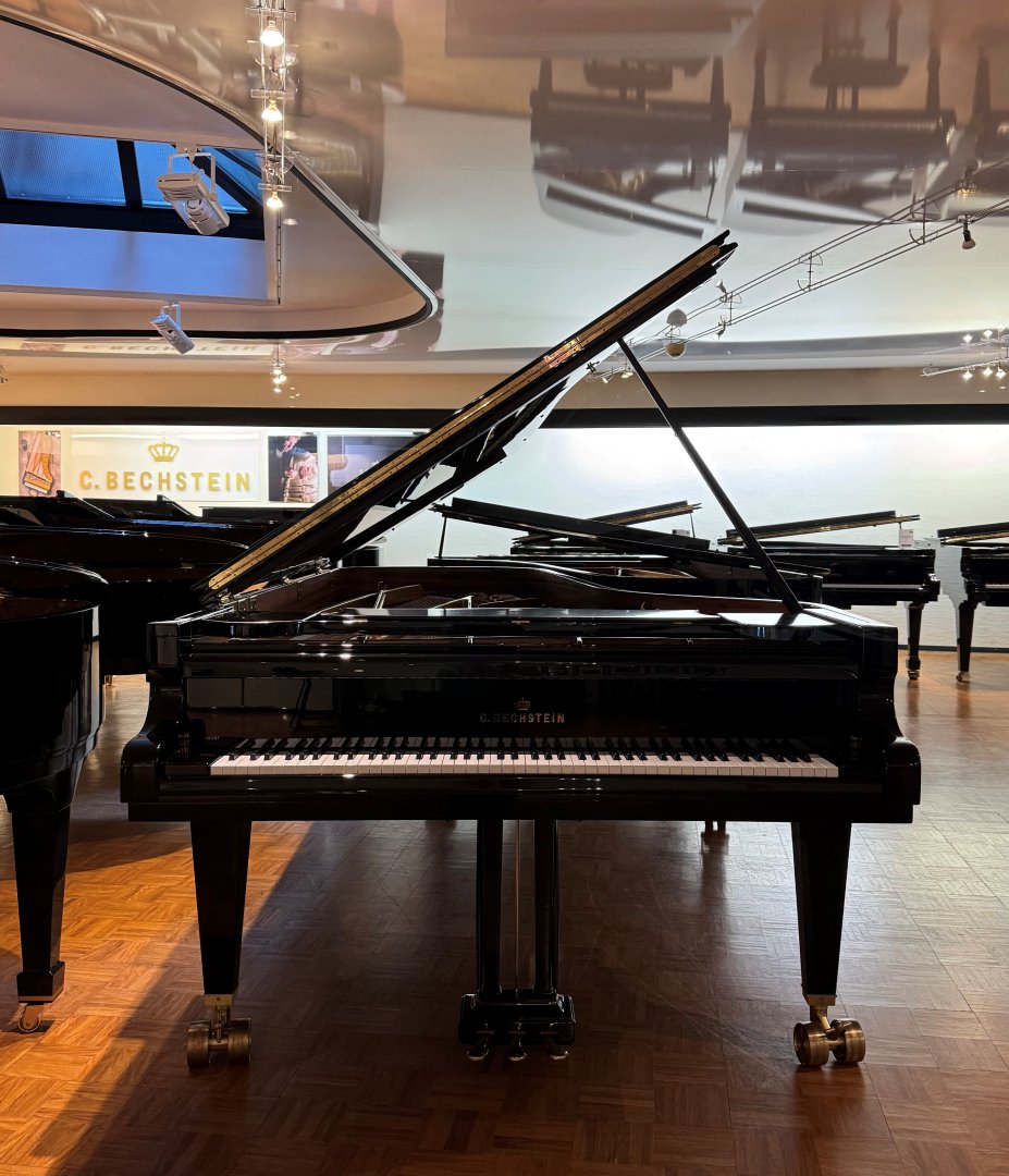 C. Bechstein D-282 von 2018 in Black glossy