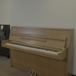 Yamaha M-5j von 1983 in Walnut matt