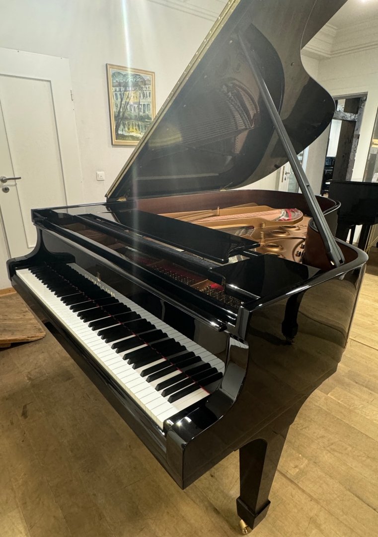 Steinway & Sons A3 von 1920 in Black glossy