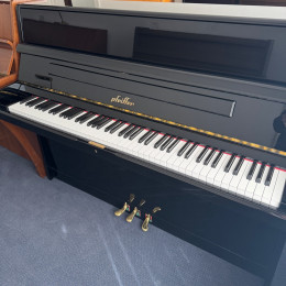 Pfeiffer 112 von 1980 in Black glossy