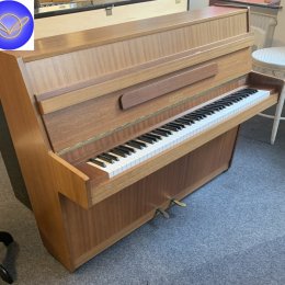 Hupfeld Carmen 108 von 1966 in Walnut matt