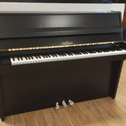 Schimmel 109-M von 1971 in Black matt