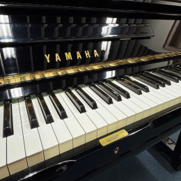 Yamaha U3 AS von 1986 in Black glossy