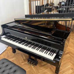 Steinway & Sons B 211 von 1971 in Black glossy