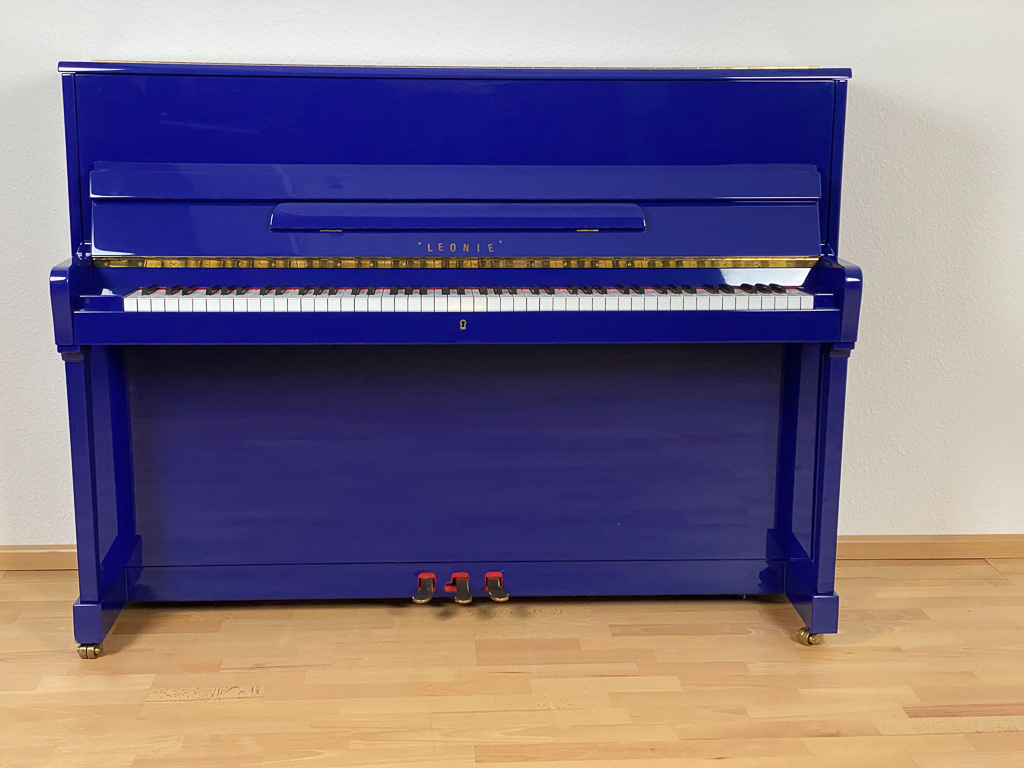 Rönisch 110cm von 1999 in Special colour glossy