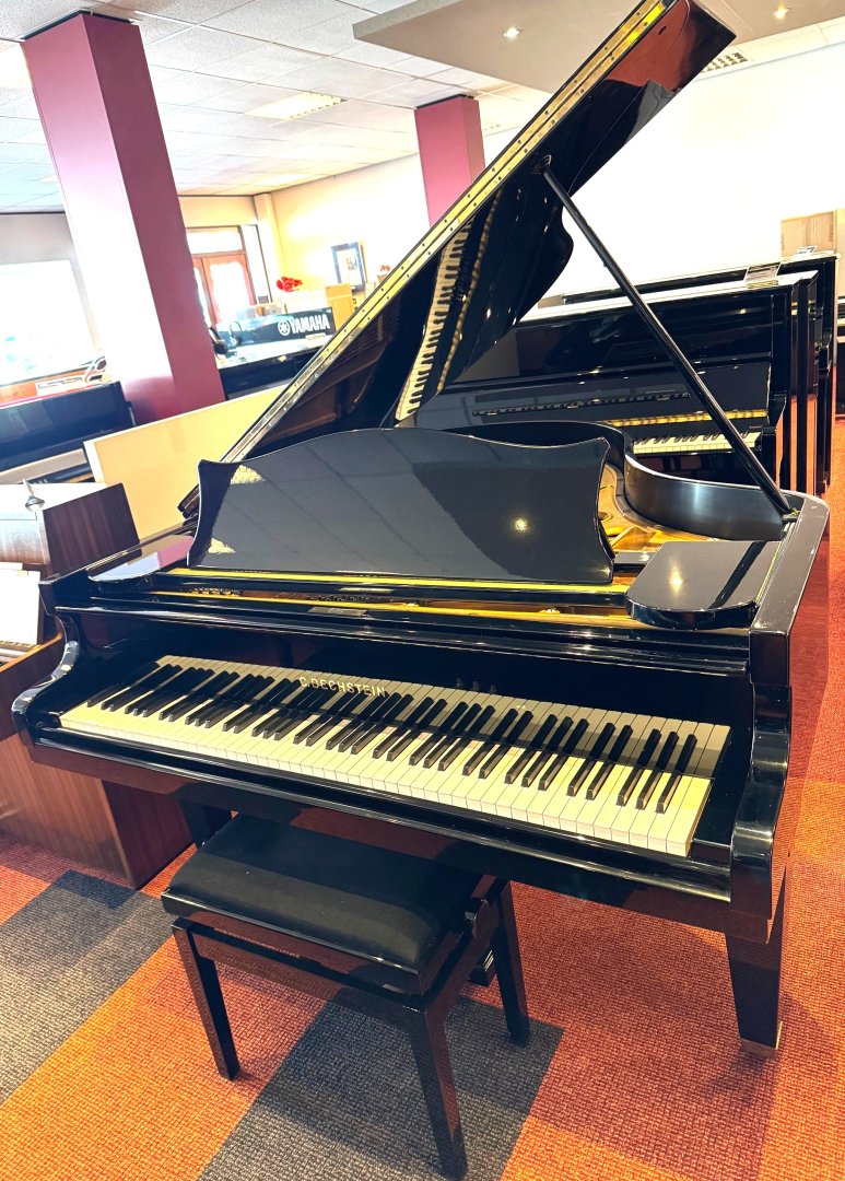 C. Bechstein L 167 von 1976 in Black glossy