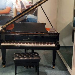 Steinway & Sons A-188     BJ 1980 ! von 1980 in Black glossy