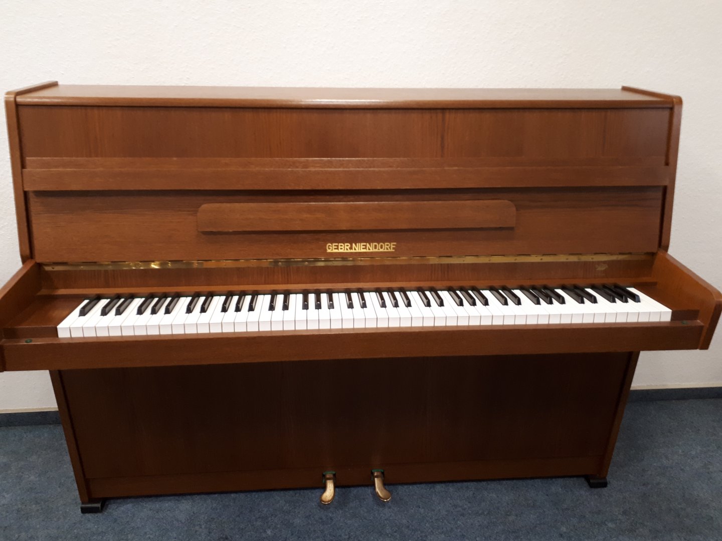 - Andere Marke - GEBR. NIENDORF von 1990 in Walnut matt