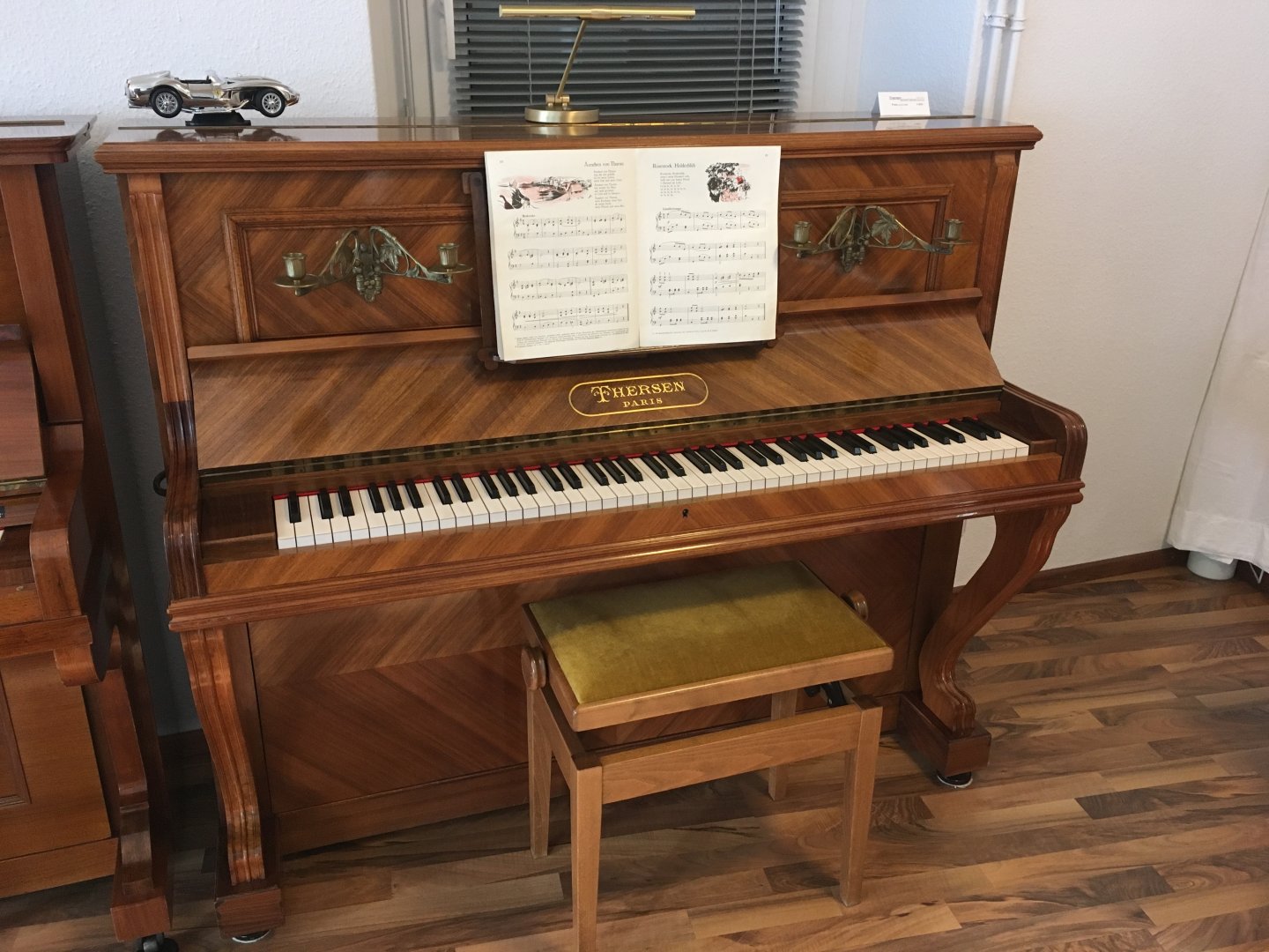 - Andere Marke - Thersen 125 Jugendstil von 1921 in Root Walnut glossy