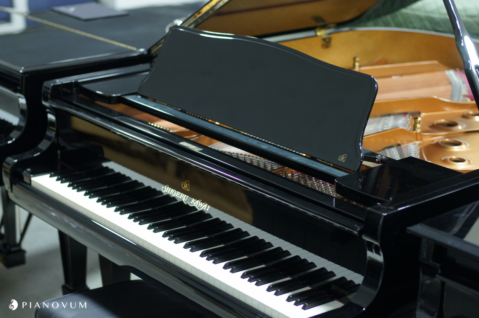 Kawai Shigeru KAWAI SK 2 von 2012 in Black glossy