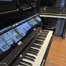 Steinway & Sons K-132 Silent von 2005 in Black glossy