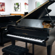 Schimmel 210 von 1988 in Black matt