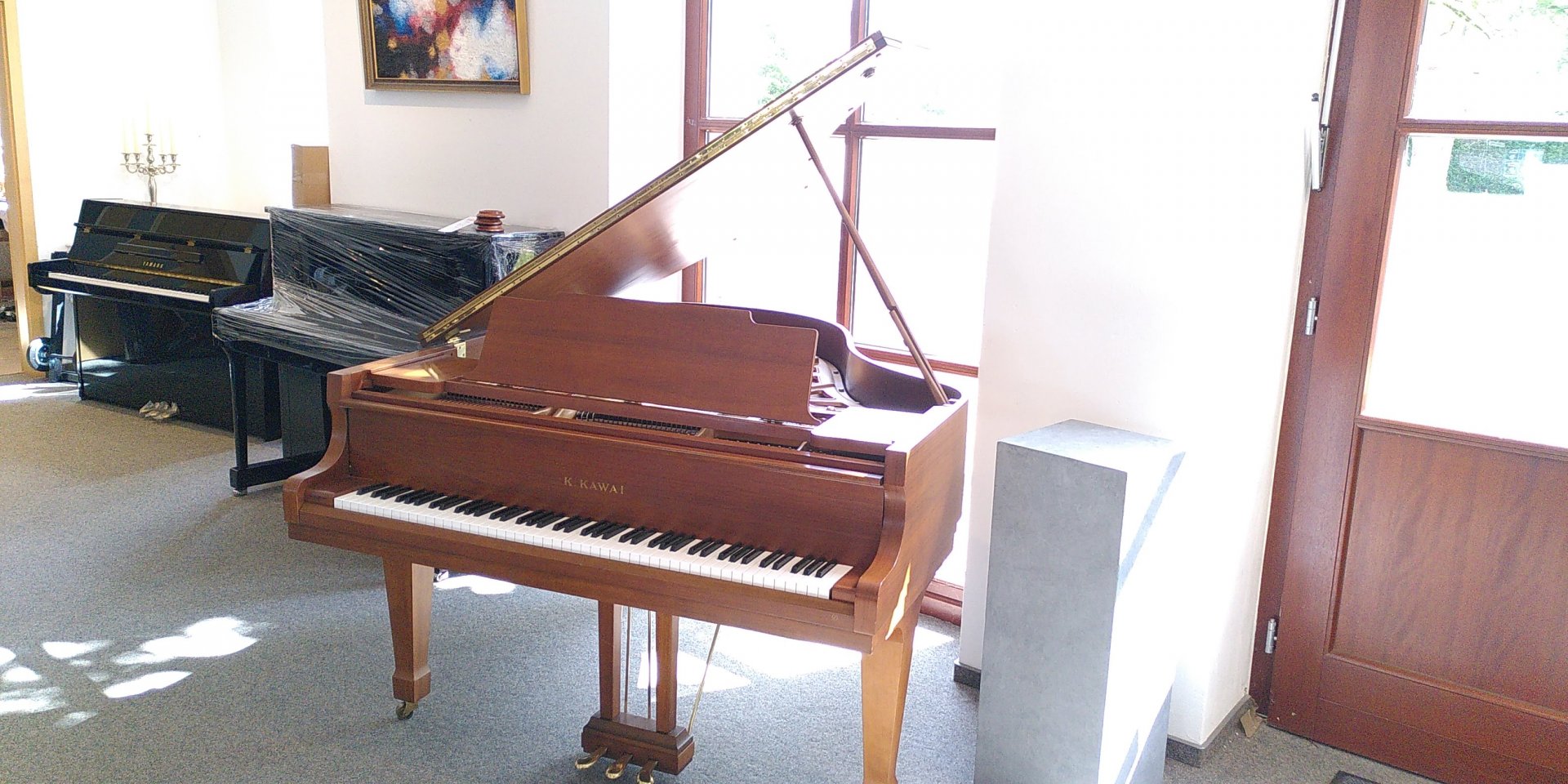 Kawai KG2C von 1981 in Walnut matt