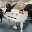 Steinway & Sons S-155 von 1948 in White glossy