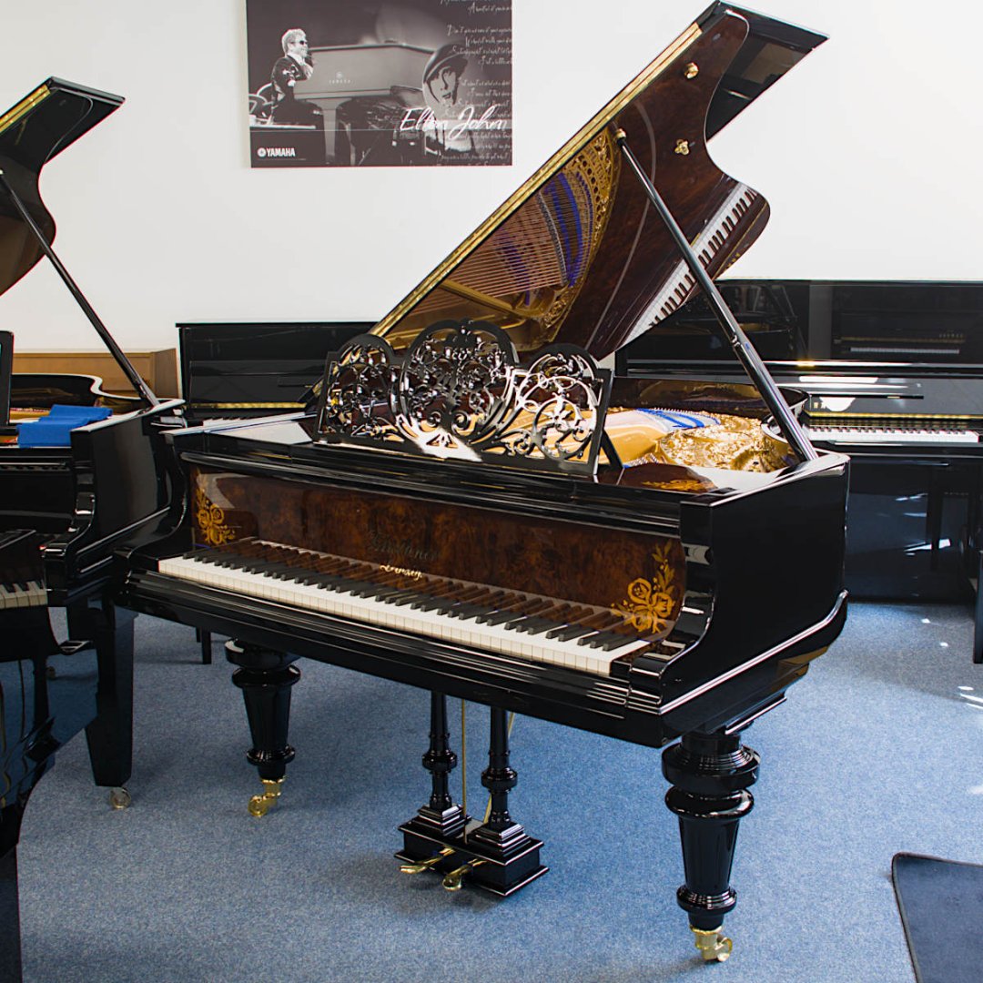 Blüthner 190cm von 1897 in Black glossy