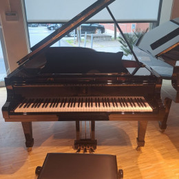 Steinway & Sons B-211 von 2013 in Black glossy