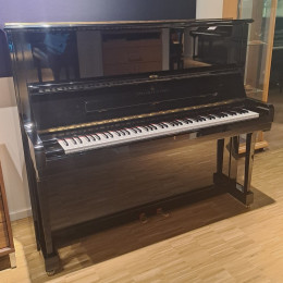 Steinway & Sons K-132 von 1985 in Black glossy