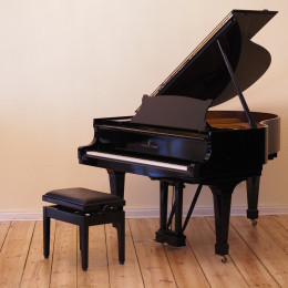Steinway & Sons S-155 von 1963 in Black glossy