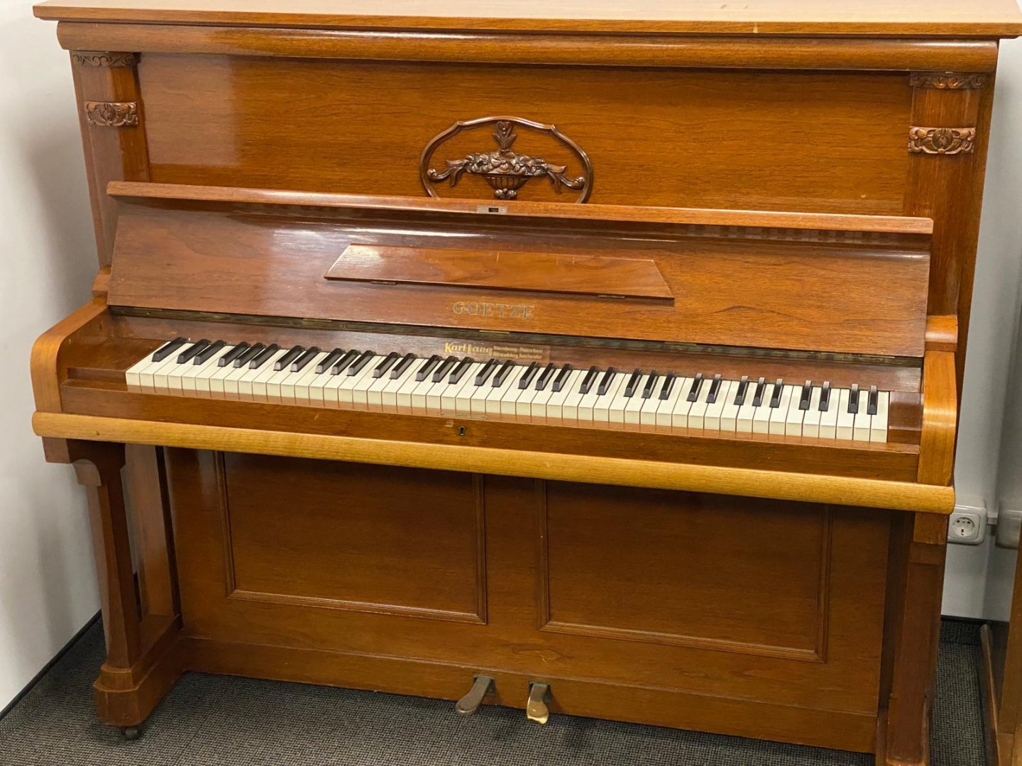 - Andere Marke - 130 von 1930 in Wood glossy